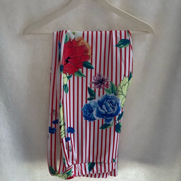 Trousers - Picture 1 of 2